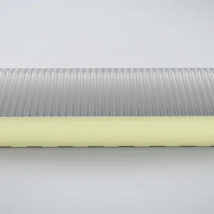 Fal szendvicspanel látszó rögzítéssel